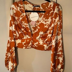 NWT! Boohoo cropped blouse!